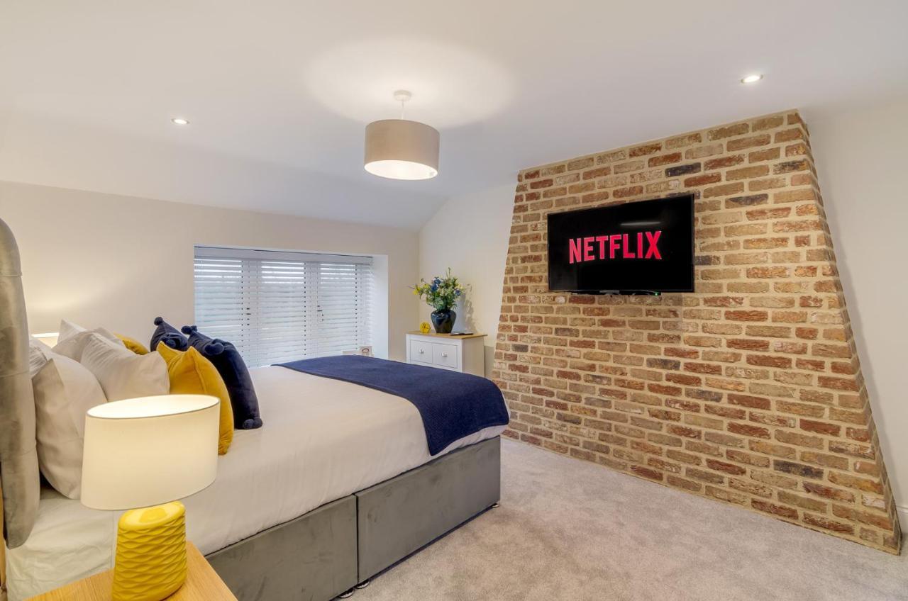 Spacious 6-Bed Home, Near The Norfolk Broads Clippesby Екстериор снимка
