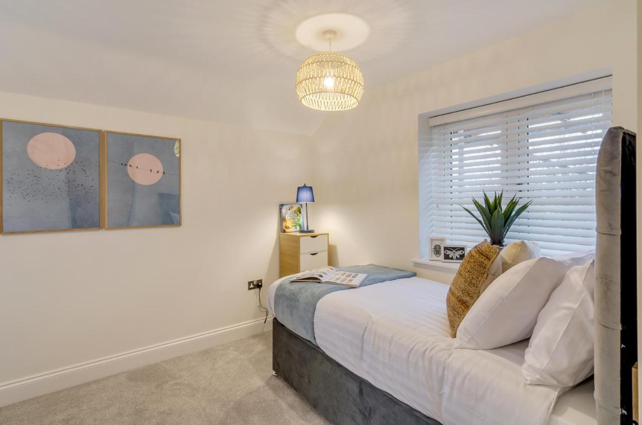 Spacious 6-Bed Home, Near The Norfolk Broads Clippesby Екстериор снимка