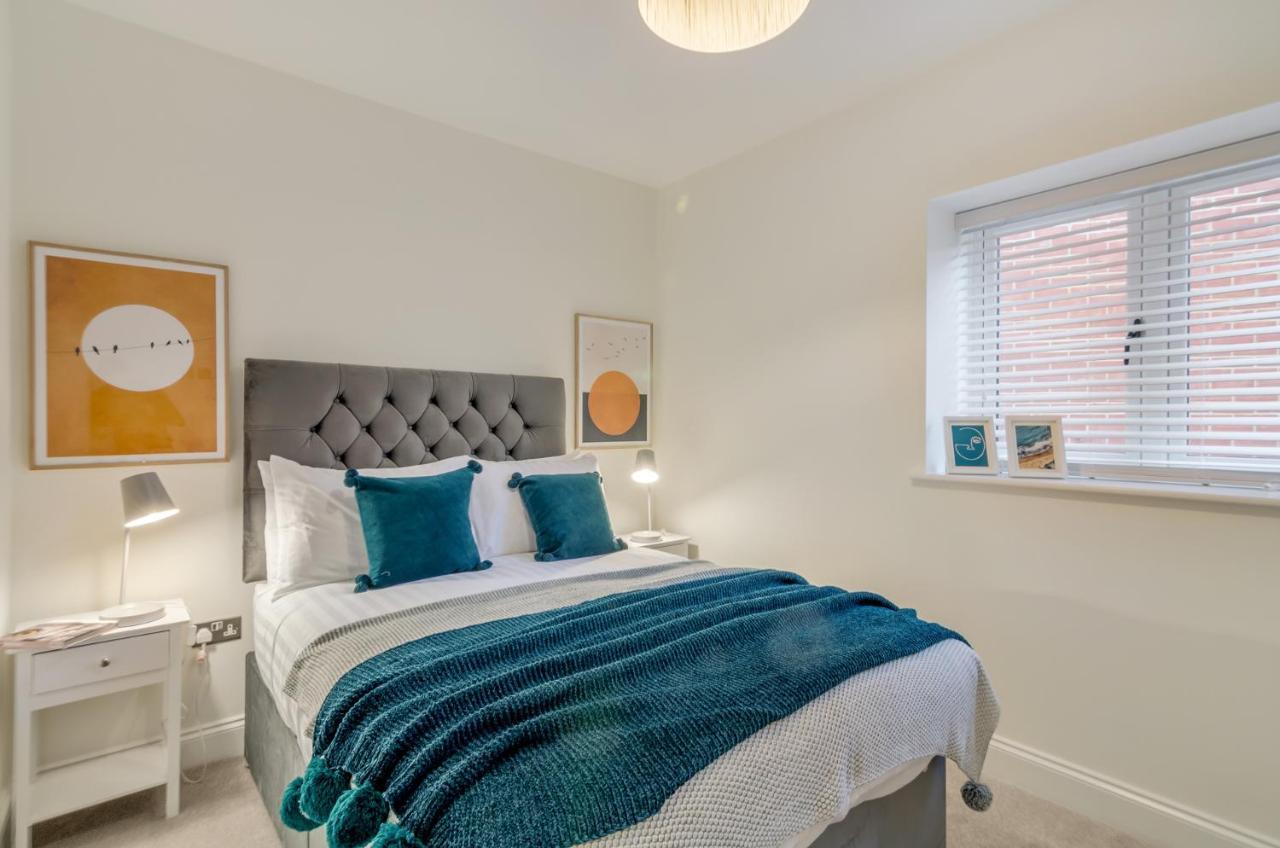 Spacious 6-Bed Home, Near The Norfolk Broads Clippesby Екстериор снимка